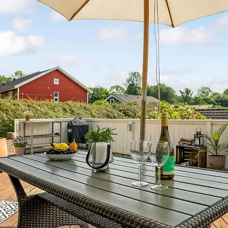Three-bedroom In Aabenraa