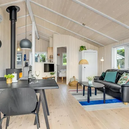 Three-bedroom In Semesterbostad Aabenraa