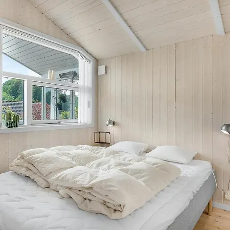 Semesterbostad Three-bedroom In *