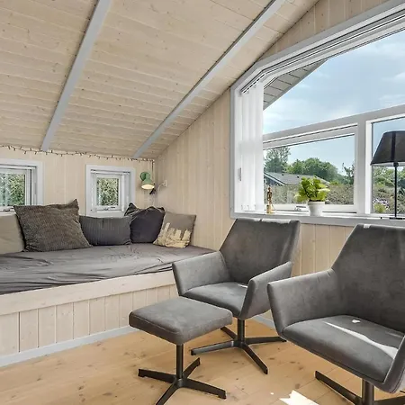 Semesterbostad Three-bedroom In