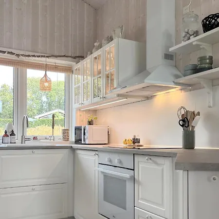 3 Bedroom In *