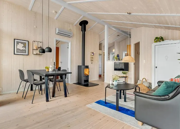 Дом отдыха Three-bedroom In *