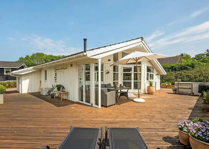 Three-bedroom In Дом отдыха