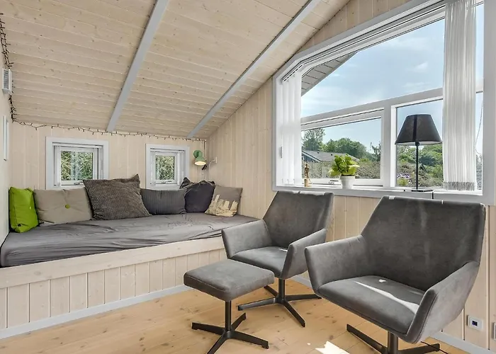 Дом отдыха Three-bedroom In